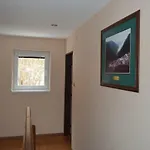 Adrian Slovak Paradise בקתה