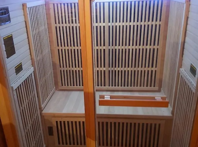 Adrian Slovak Paradise Alpstuga *