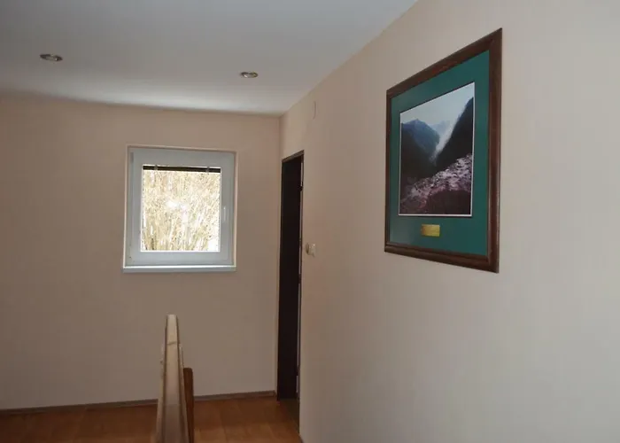 Adrian Slovak Paradise Alpstuga